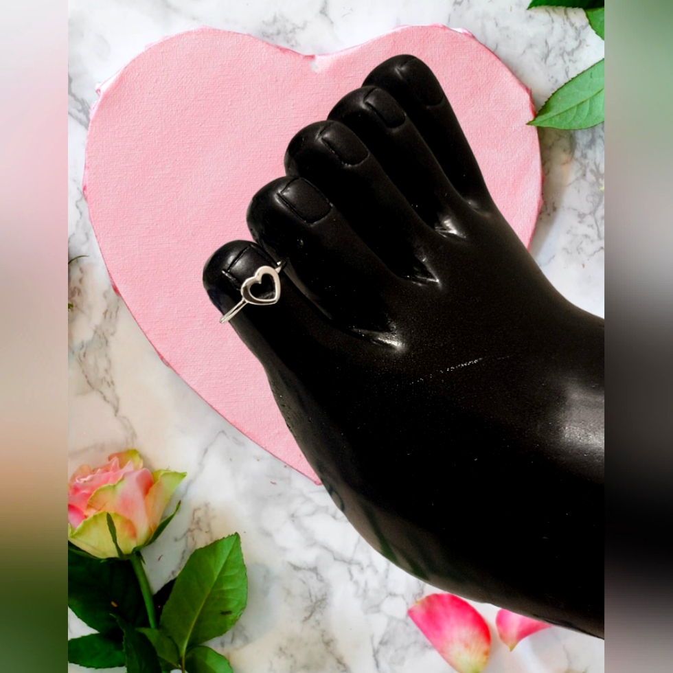 925 Sterling Silver Heart Toe Ring 16$